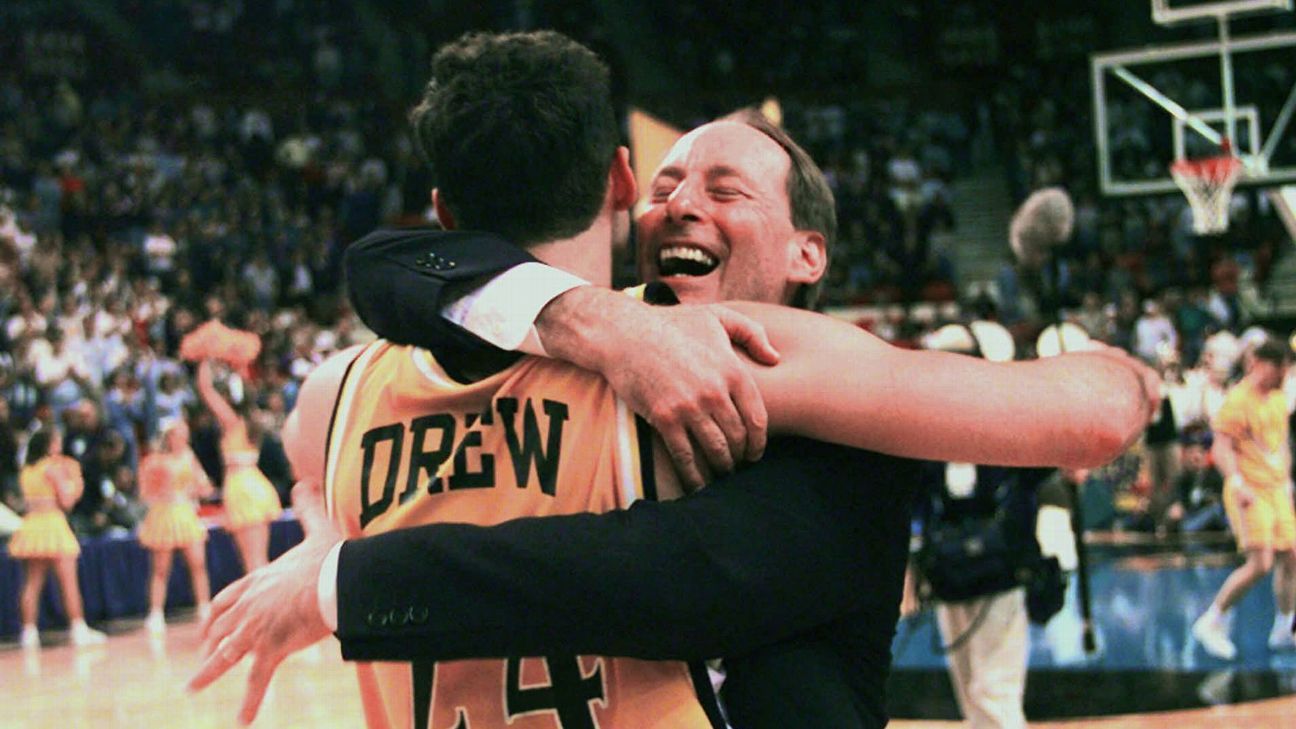 Bryce Drew's buzzer-beater and Valparaiso's NCAA tournament upset, 25 years on