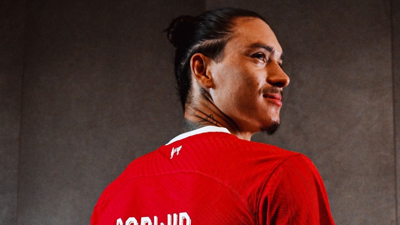 Darwin Núñez usará la camiseta número 9 de Liverpool - ESPN