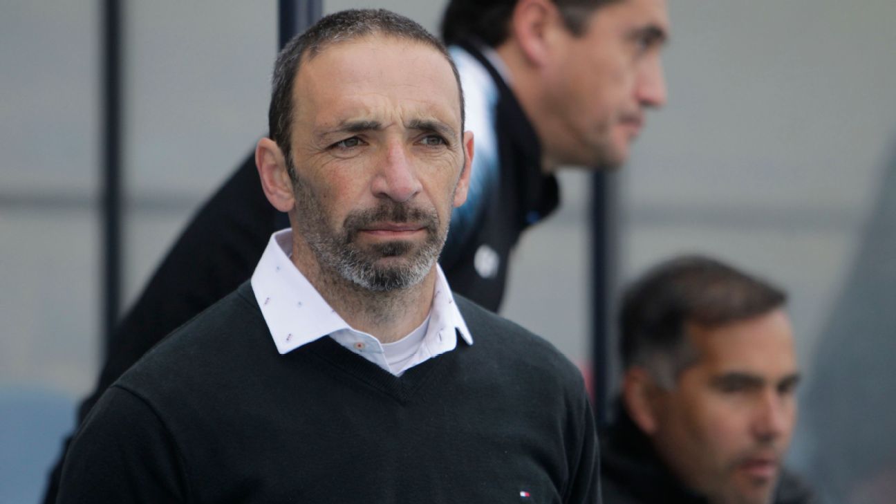 O'Higgins officially named Juan Manuel Azconzábal as their new coach - ESPN