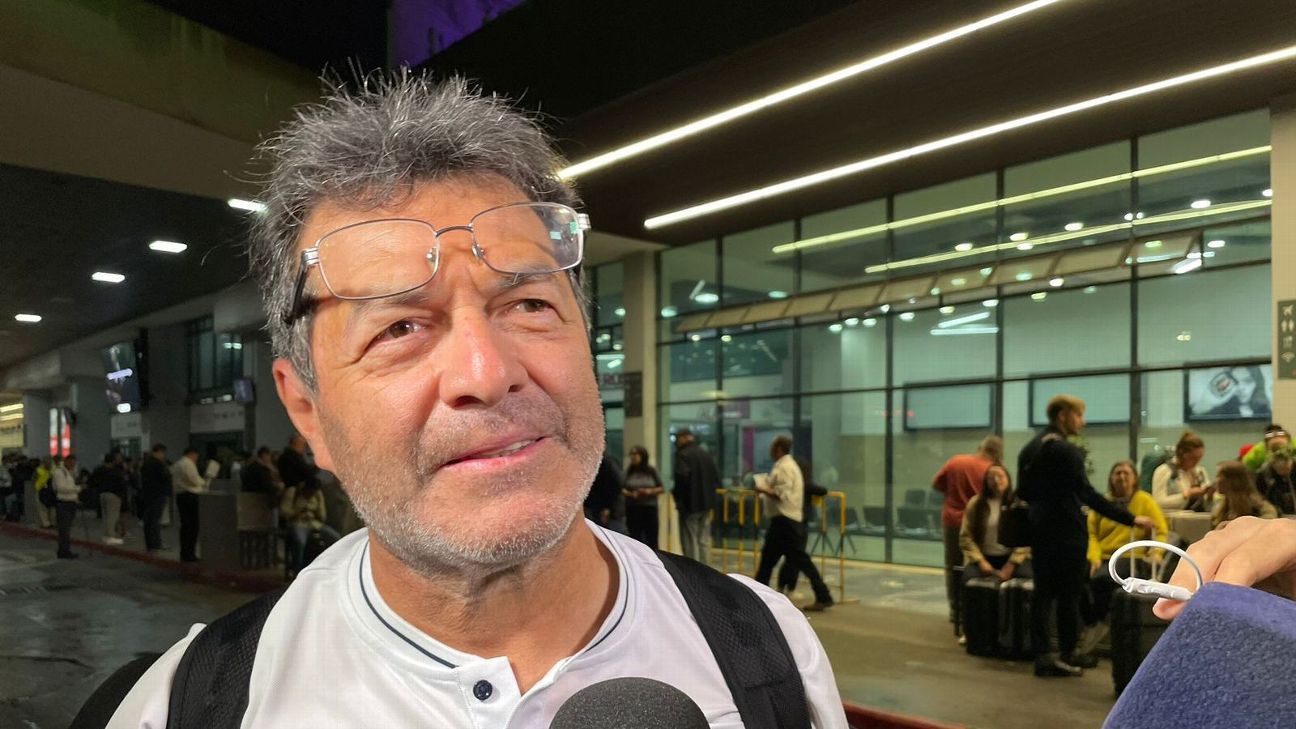 Selección de El Salvador arribó a Guatemala: 