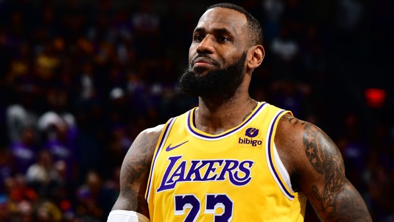 LeBron James (contusión en la pantorrilla) de los Lakers se perderá su primer partido de la temporada - ESPN