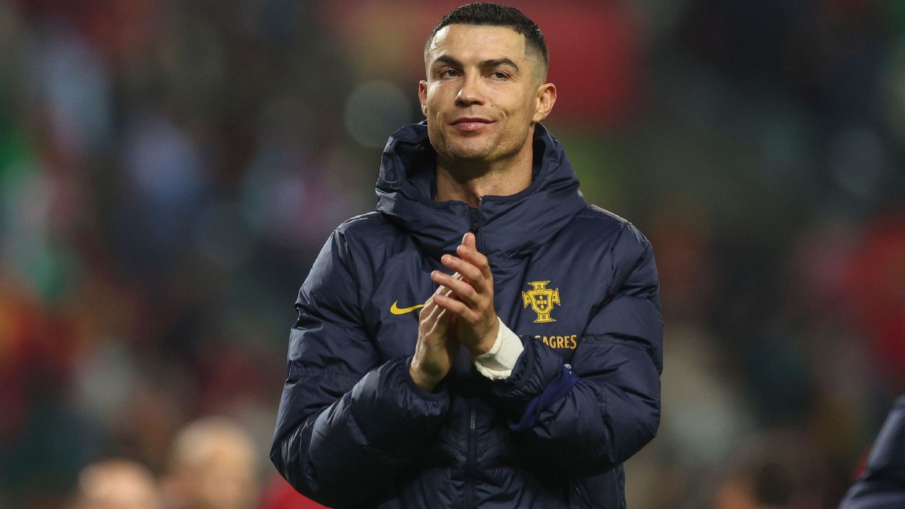 Turquía y República Checa, regalos para la última Eurocopa de Cristiano - ESPN