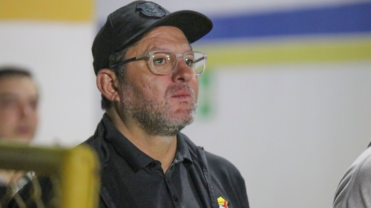 Jafet Soto acusa a la Liga de estar inflando salarios: 