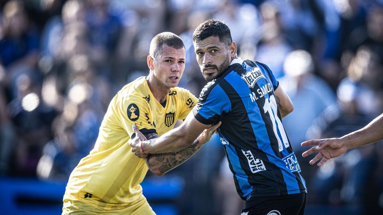 Peñarol y Liverpool se enfrentan por los cuartos de final de la Copa AUF Uruguay - ESPN