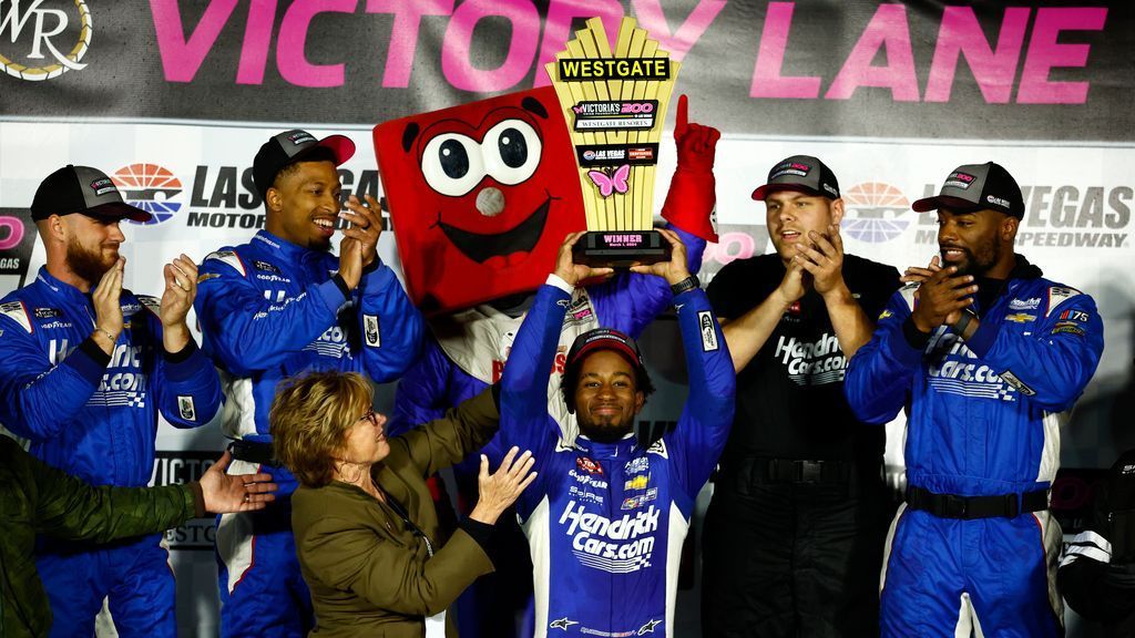 Rajah Caruth becomes 3rd Black driver to win NASCAR series race - ESPN