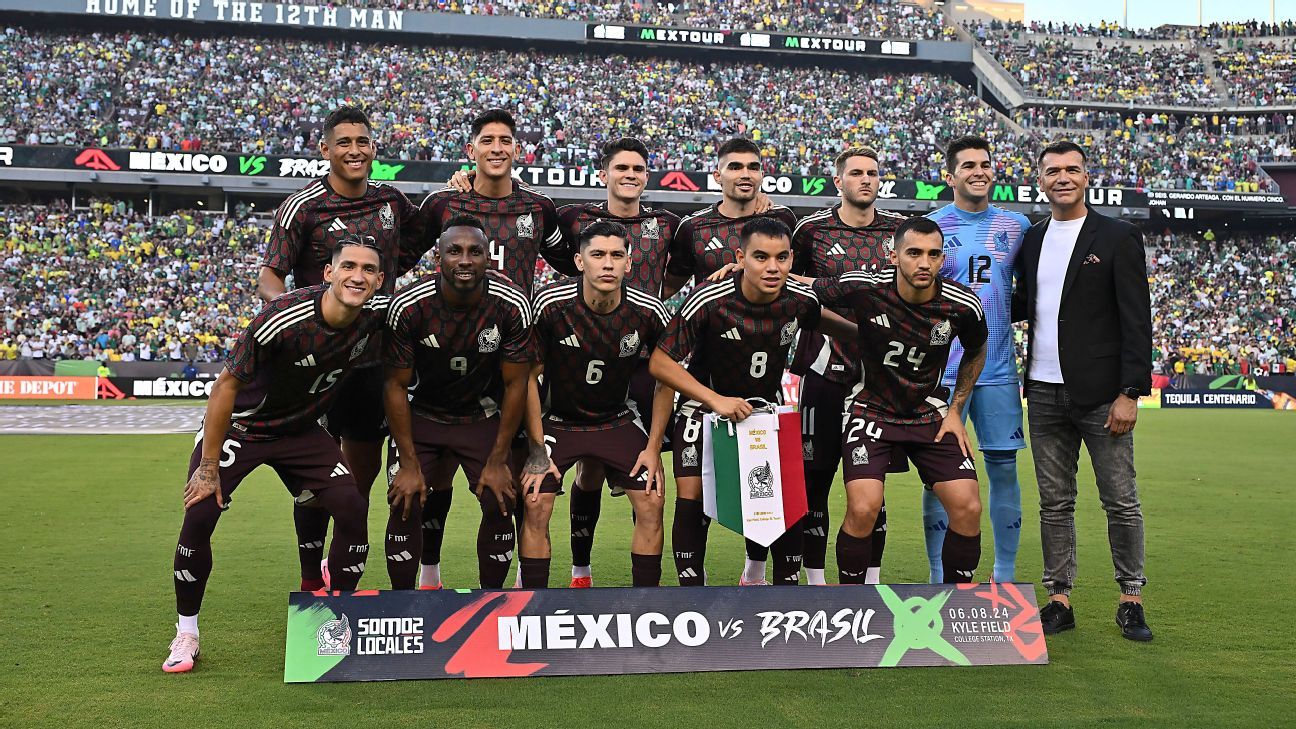 México vs Brasil: Jared Borgetti recibe reconocimiento - ESPN
