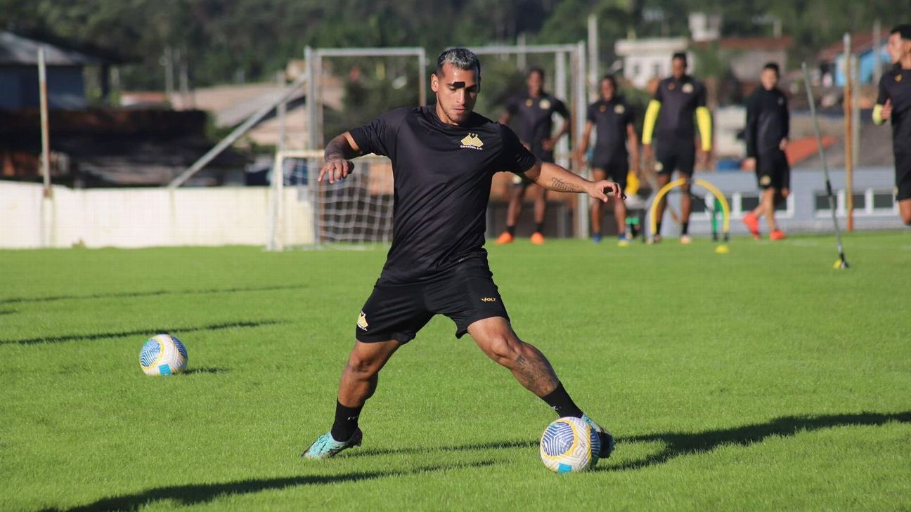 De volea, Miguel Trauco marcó su segundo gol con el Criciúma en la temporada - ESPN