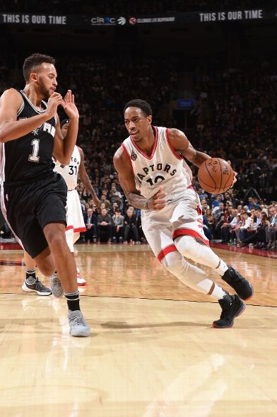 view-source:http://a.espncdn.com/combiner/i?img=media%2Fgettyphoto%2F2015%5C12%5C09%5C500688396.jpg&w=392&h=589