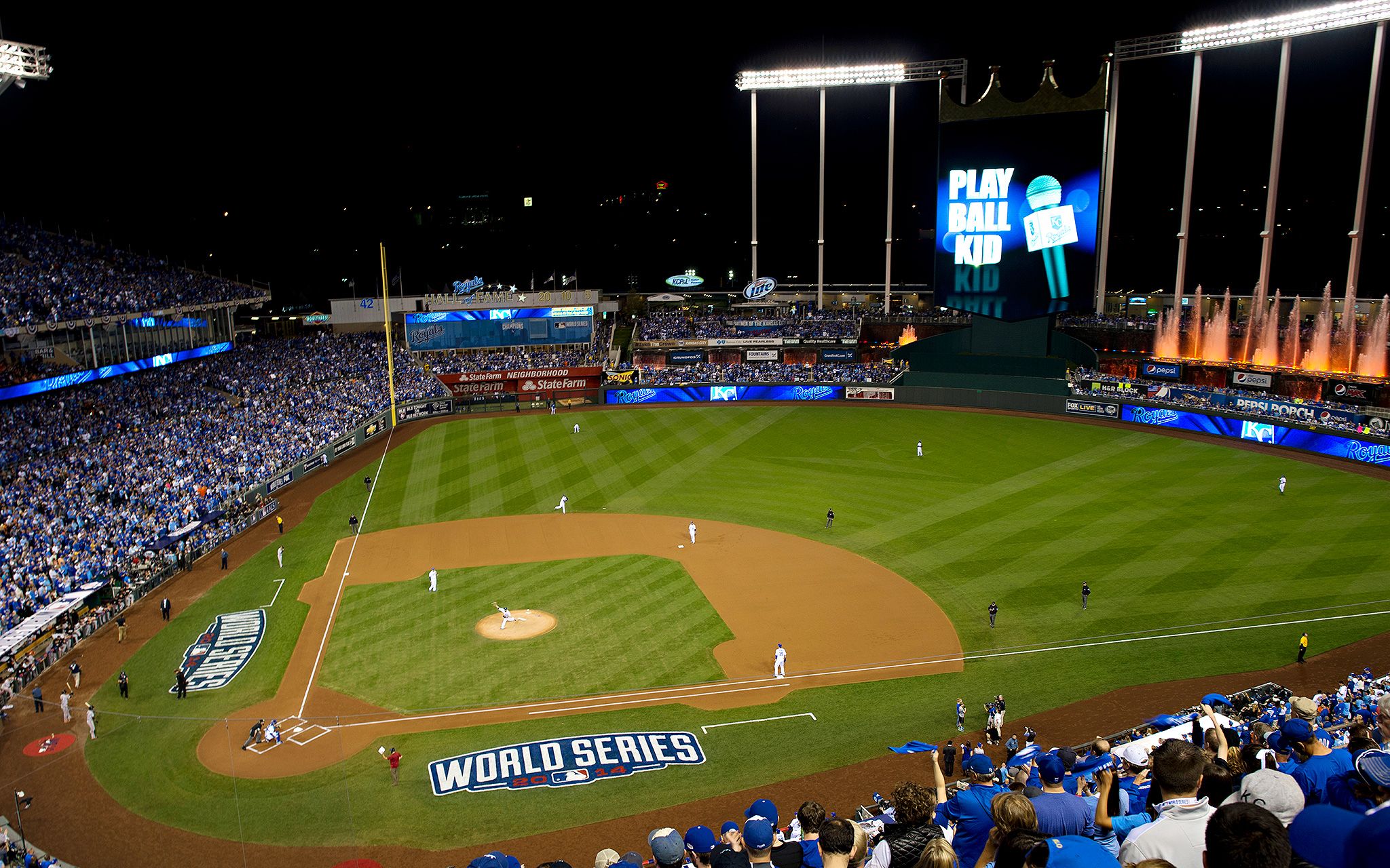 Juego 1: Kauffman Stadium