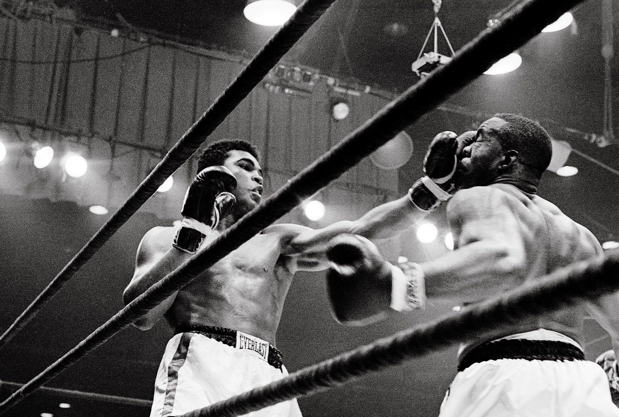 MUHAMMAD ALI 1942 - 2016