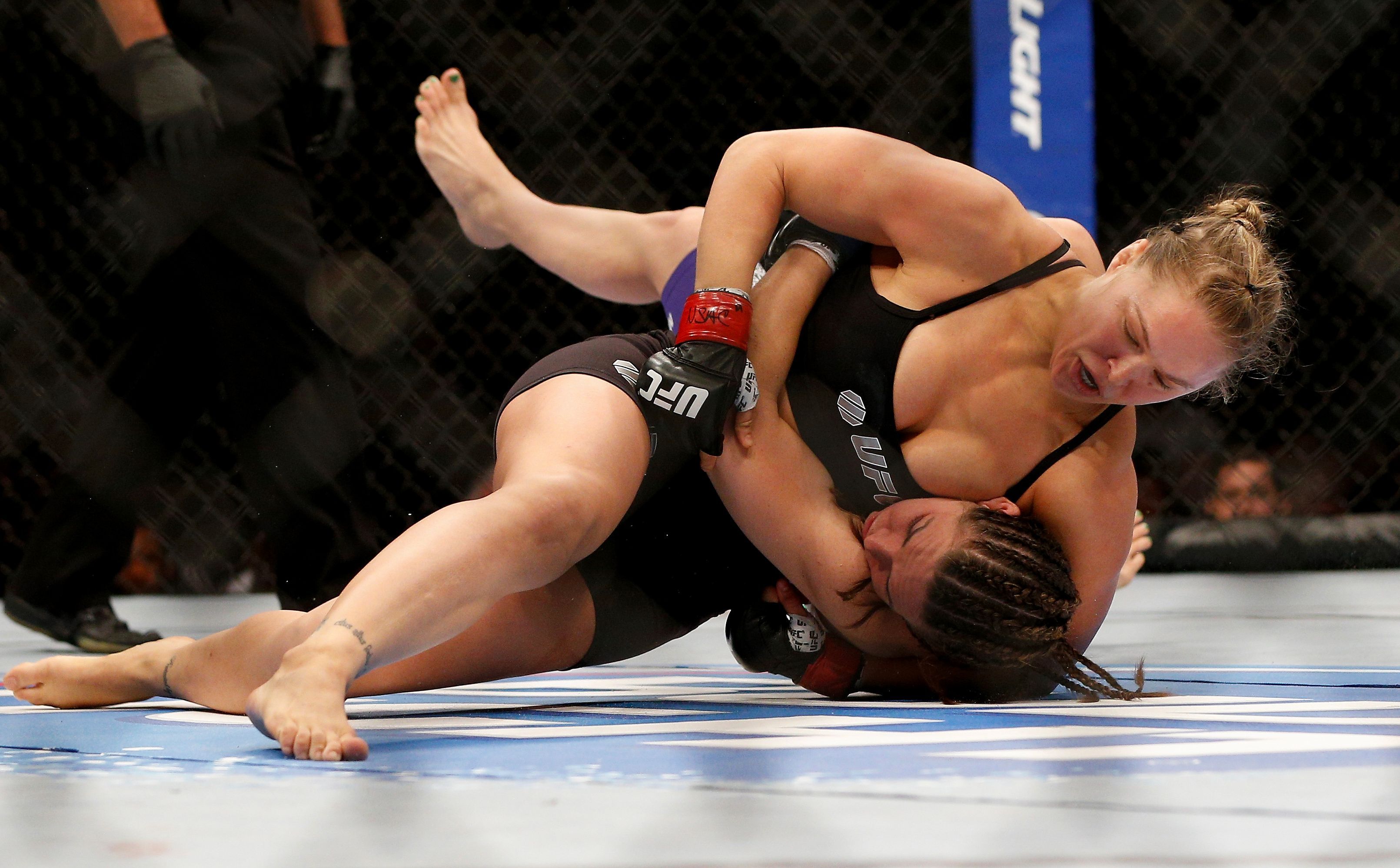 Round 1: Rousey vs. Davis, Julio 5, 2014