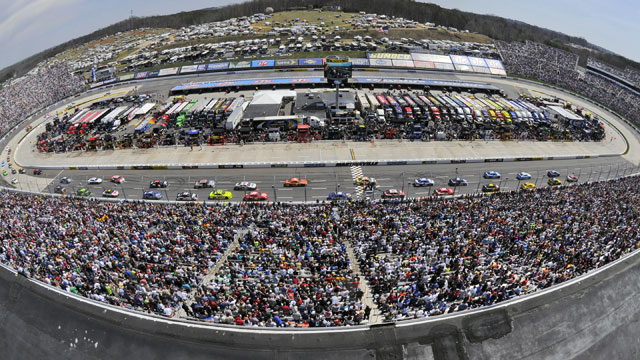 NASCAR Sprint Cup Series at Martinsville