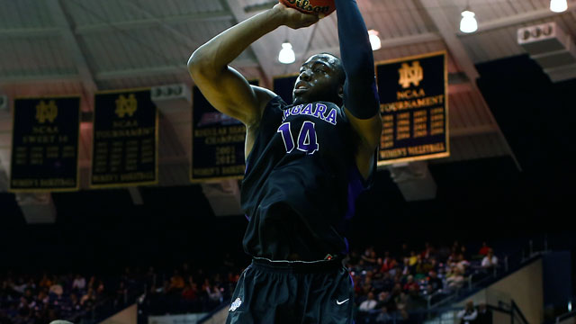 Iona vs. Niagara (Exclusive)
