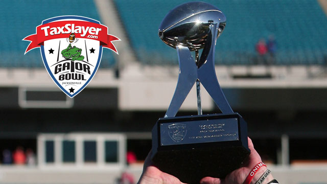 2013 Taxslayer.com Gator Bowl Trophy Presentation