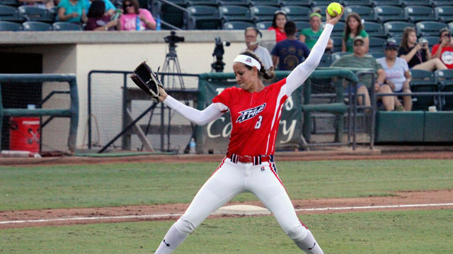 Carolina Diamonds vs. Usssa Pride