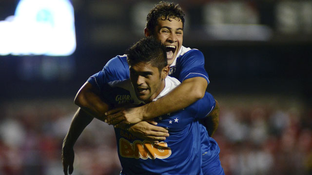Cruzeiro vs. Vitória (SPA)