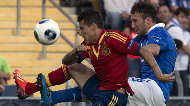 Italy vs. Spain (Final) (re-air)