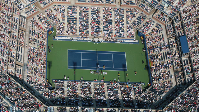 Dinah Pfizenmaier (GER) vs. (2) Victoria Azarenka (BLR)