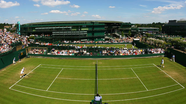 Ekaterina Makarova (RUS) vs. (8) Angelique Kerber (GER)