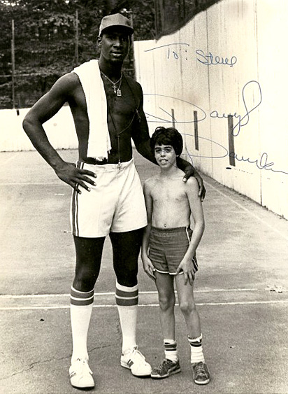 Darryl Dawkins' Dunks Forced the NBA to Install New Baskets