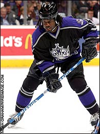 la kings purple and black jersey