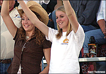 2005 Wrangler Tour Stop Fan Gallery
