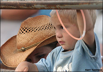 2005 Wrangler Tour Stop Fan Gallery