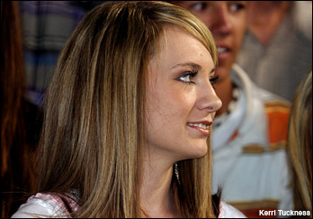 2005 Wrangler Tour Stop Fan Gallery