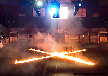 2006 Xtreme Bulls<br>Fan Gallery