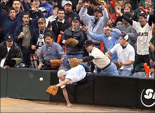 Diving fans