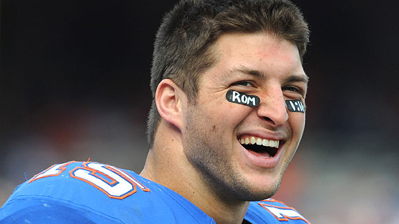 Kelly, Bills entertain Tebow