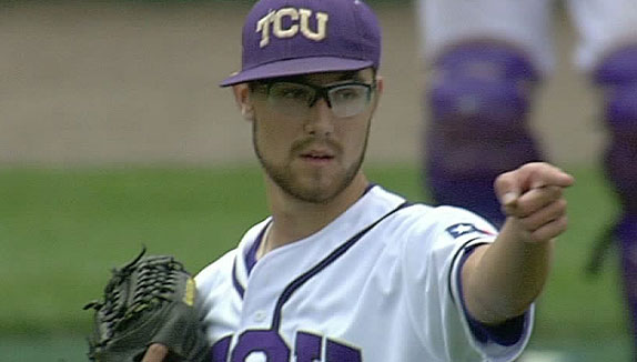 TCU Strong In College World Series Debut