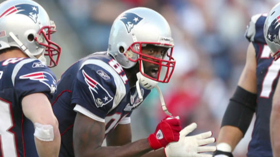 Randy Moss Trade: 10 Reasons a Deal Will Ruin the Patriots' Season, News,  Scores, Highlights, Stats, and Rumors