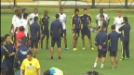 La selección colombiana conformada por jugadores del ámbito local practicó con distintos esquemas tácticos. Los jugadores Banguero, Cuellar y Correa contaron sus sensaciones.