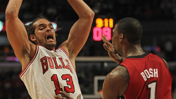 Bulls' Rose (foot) out, Deng plays vs. Heat