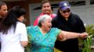 El ex apoyador estelar de la NFL, Junior Seau, fue encontrado muerto en su domicilio este mi�rcoles, informaron las autoridades. �l ten�a 43 a�os de edad.