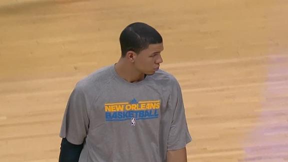 Video - Rivers Scores 14 In Debut