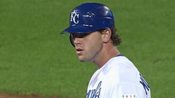 Royals light up Verlander for 8 runs, top Tigers