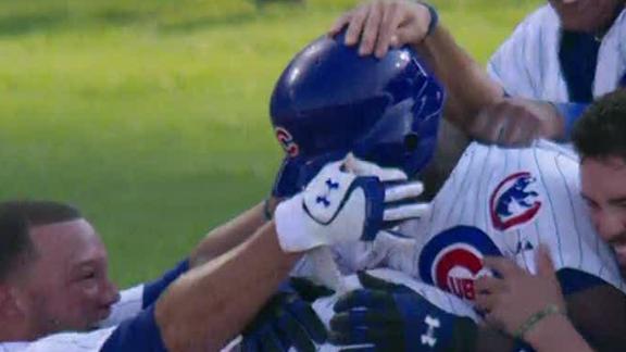 Brewers fall to Cubs' rally despite Lucroy slam