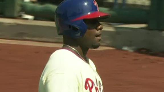Rollins benched for blunders as Phils edge Mets