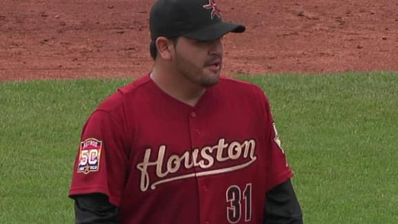 Astros jump on Locke to dismantle Pirates