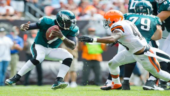 Eagles escape Browns despite Vick's 4 picks