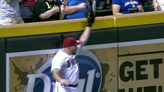Diamondbacks' Kennedy shuts out Dodgers
