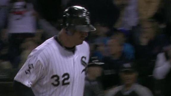 Video - Dunn Carries White Sox