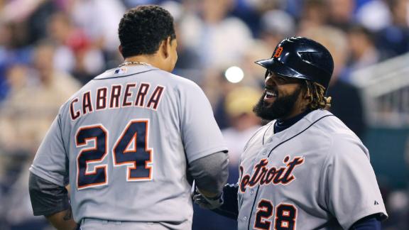 Cabrera homers as Tigers clinch AL Central title