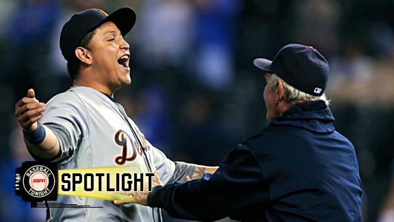 Scherzer twists ankle in Tigers' title celebration