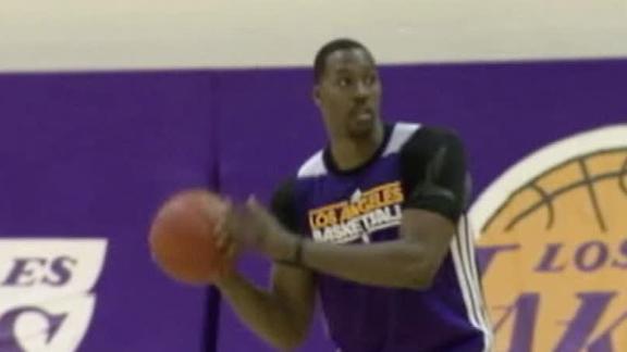 Lakers' Brown on Howard: 'To me, he's back'