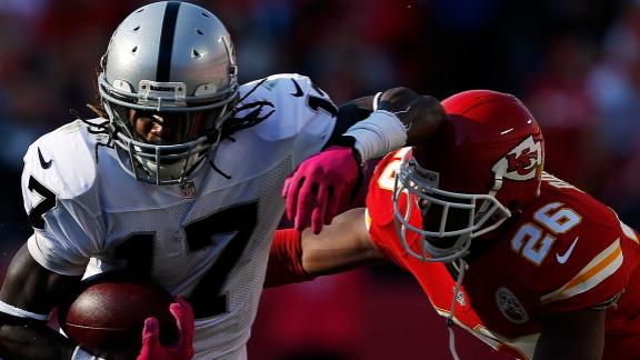 Raiders roll to 6th straight victory at Arrowhead