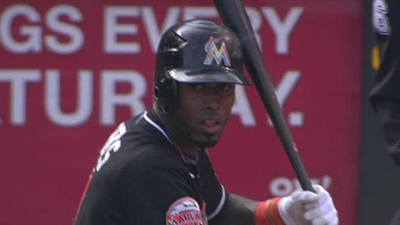 Sources: Jays set to acquire Reyes, 4 others