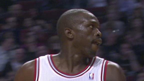 Deng leads way as Bulls get best of Sixers